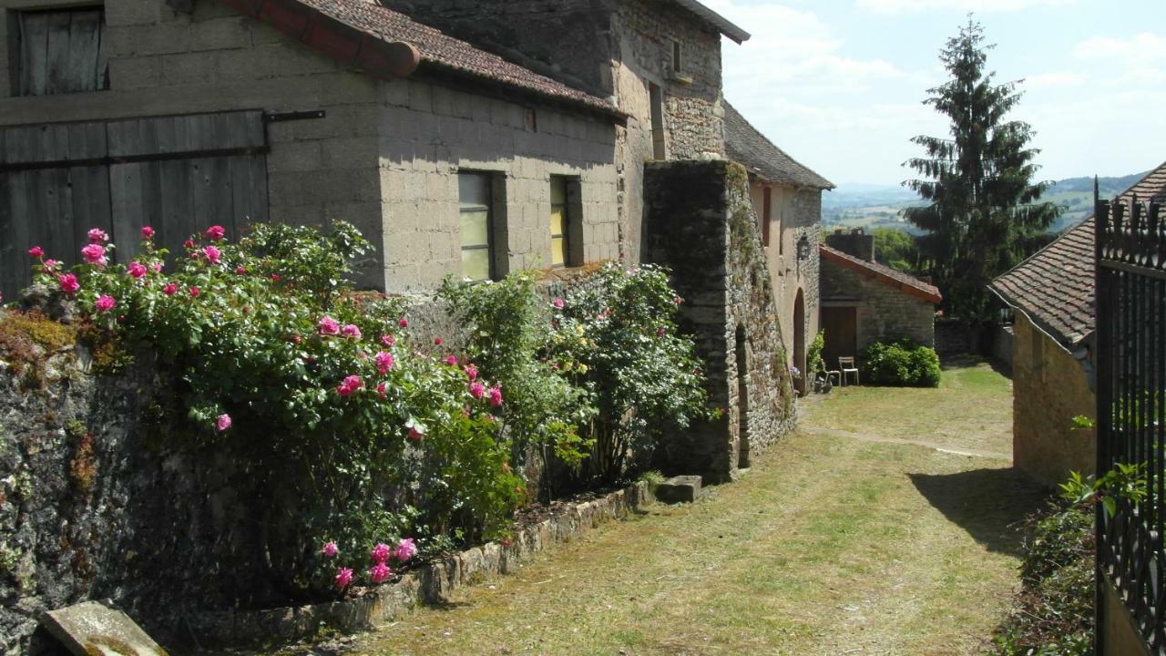 Chatel de Bierre Sigy-le-Châtel Exterior foto